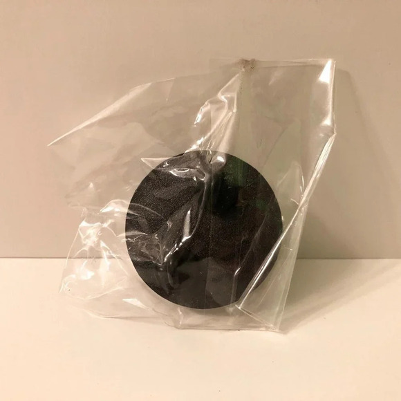 Deadpool Enamel Metal Pin Double Rubber Backing - Picture 3 of 8